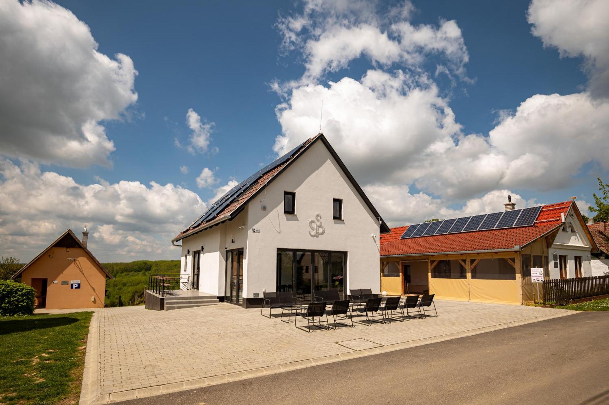 Foerhenc Wine House & Guesthouses I-Ii-Iii Nagykanizsa Luaran gambar