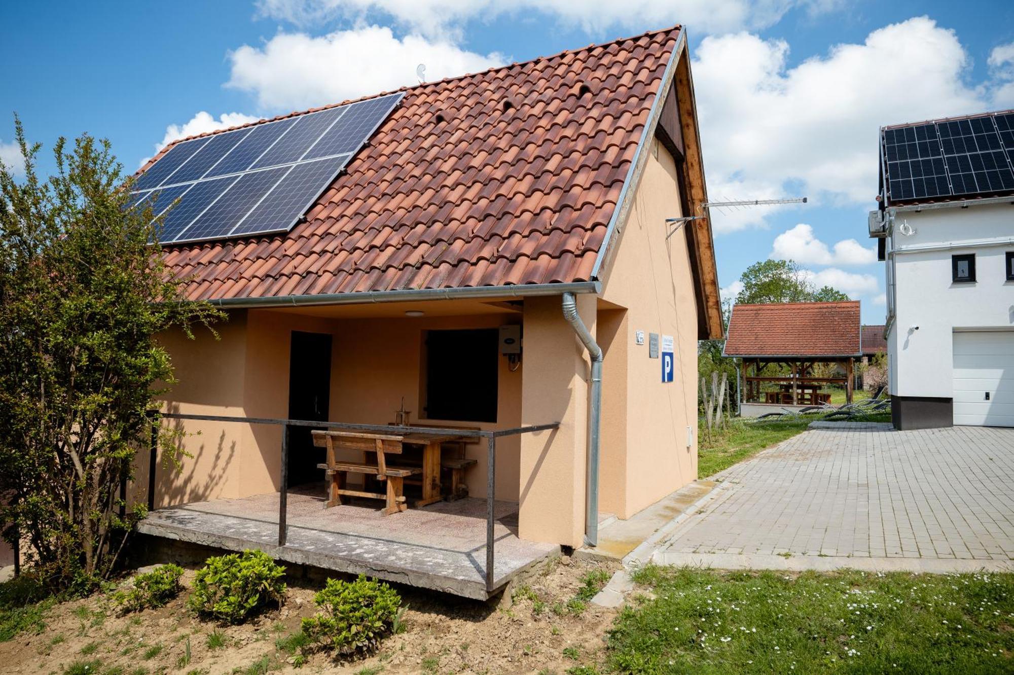 Foerhenc Wine House & Guesthouses I-Ii-Iii Nagykanizsa Luaran gambar